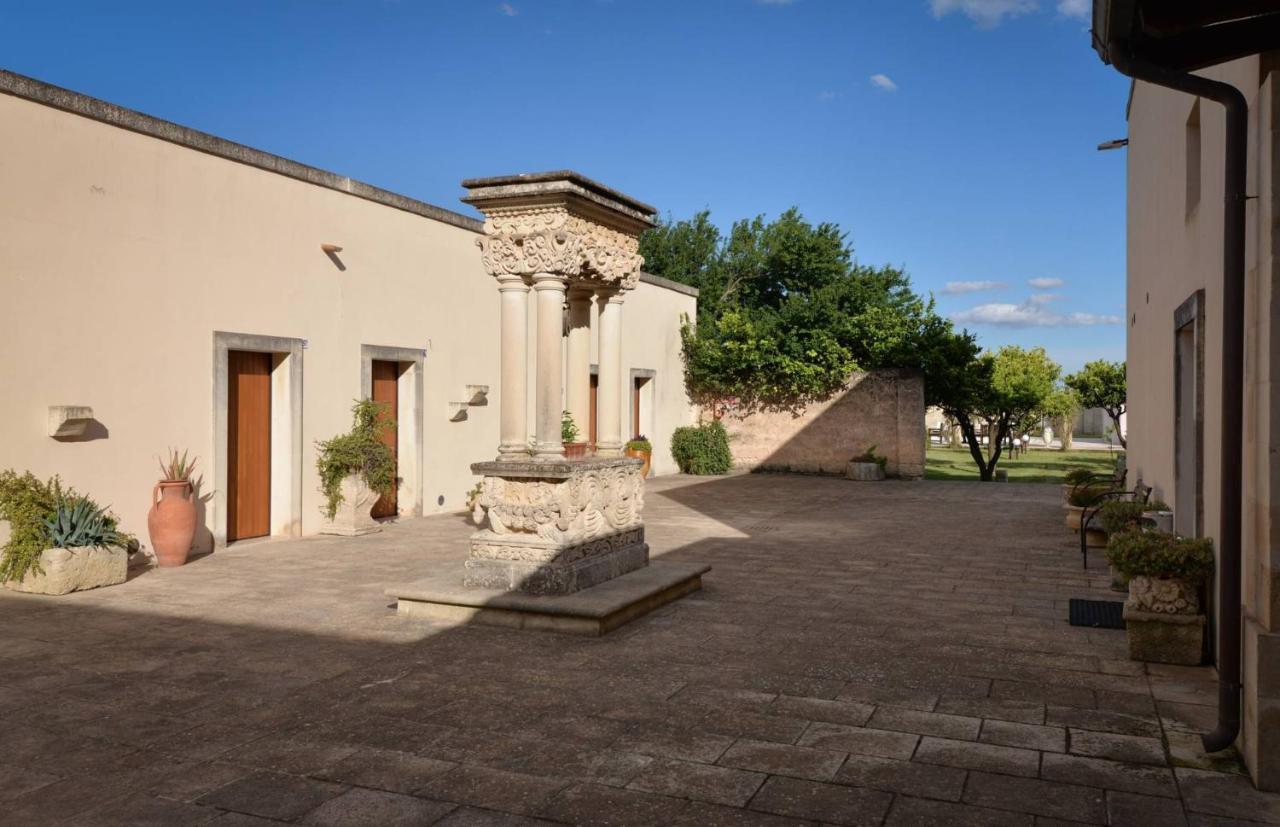 Masseria Li Campi カヴァッリーノ・ディ・レッチェ エクステリア 写真